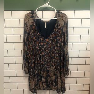Free People long sleeve mini